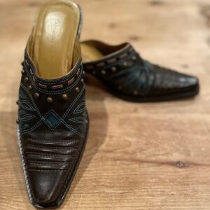 Cassandra Ray Brown Leather Blue Stitch Mules Slip on Booties Western Rodeo 7.5M